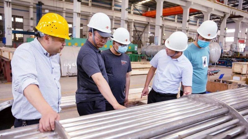 性能优势：轻与强的极致组合